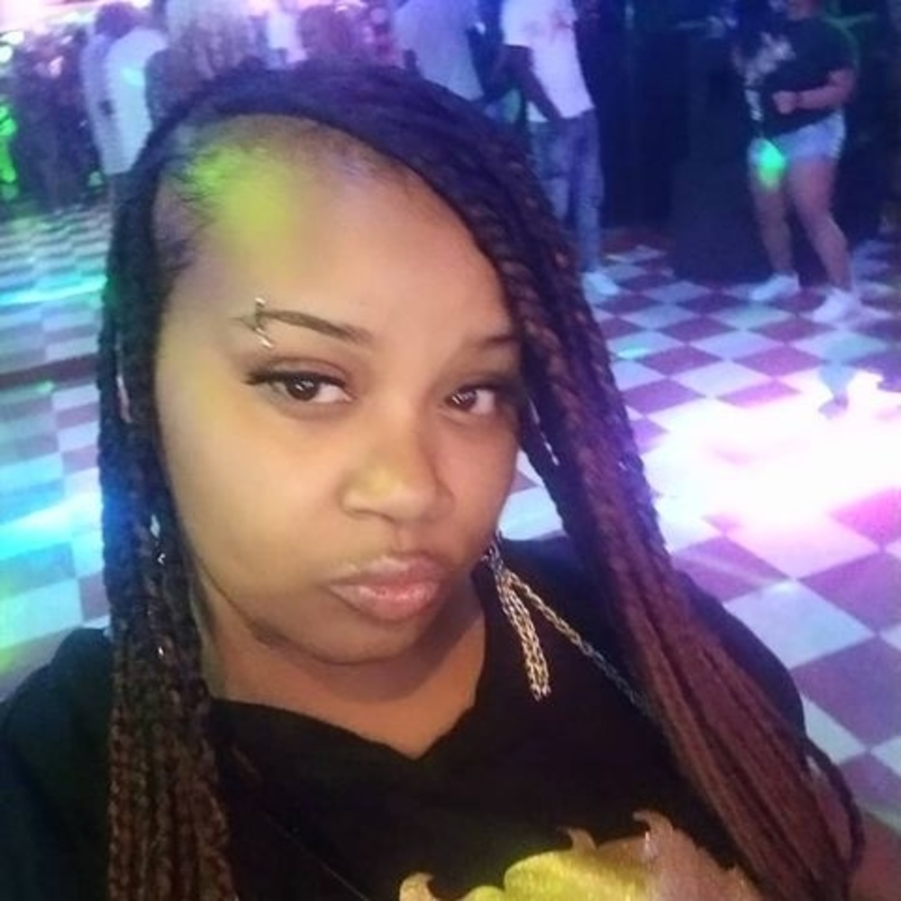 Meet your Posher, Alisha